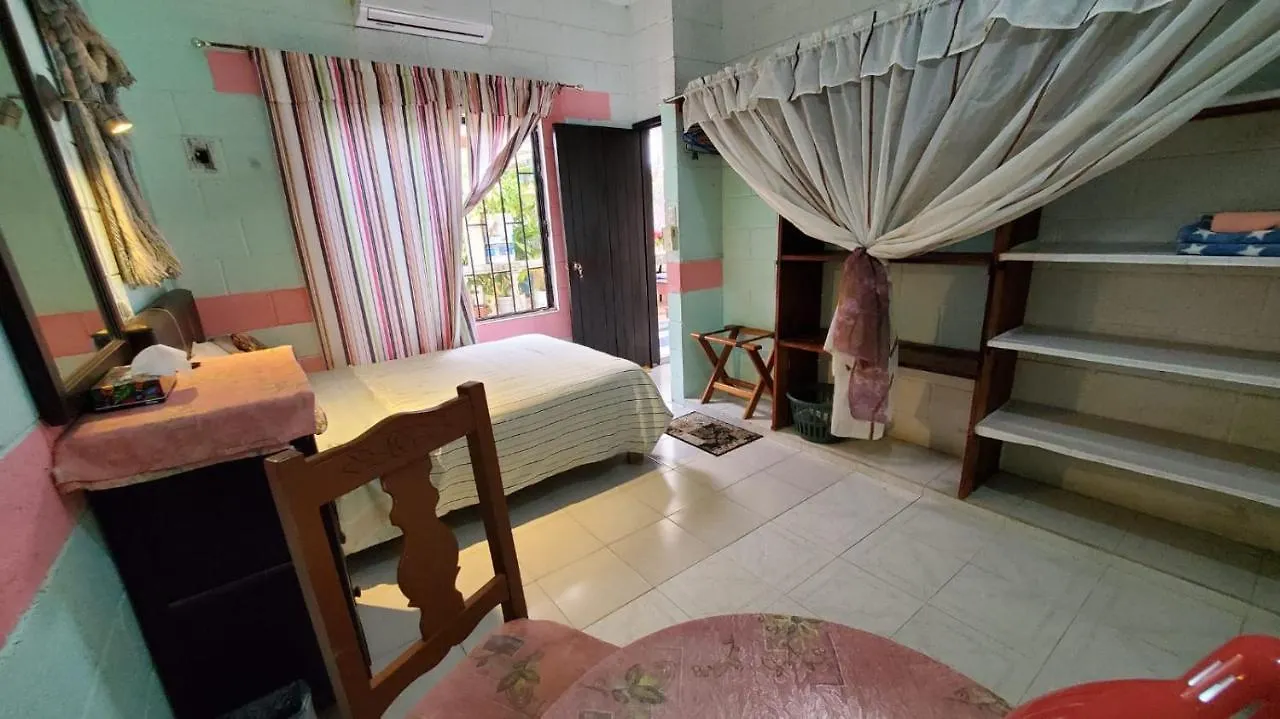 El Hogar De Gloria Otel Playa del Carmen